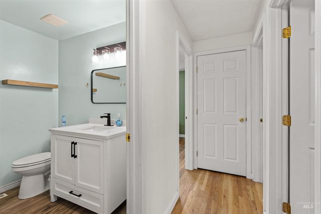 7100 W Pomona, Boise, ID 83704