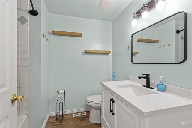 7100 W Pomona, Boise, ID 83704