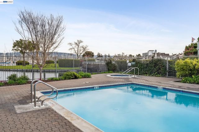 9 REGULUS COURT, Alameda, CA 94501
