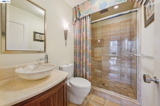 9 REGULUS COURT, Alameda, CA 94501