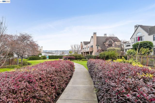 9 REGULUS COURT, Alameda, CA 94501