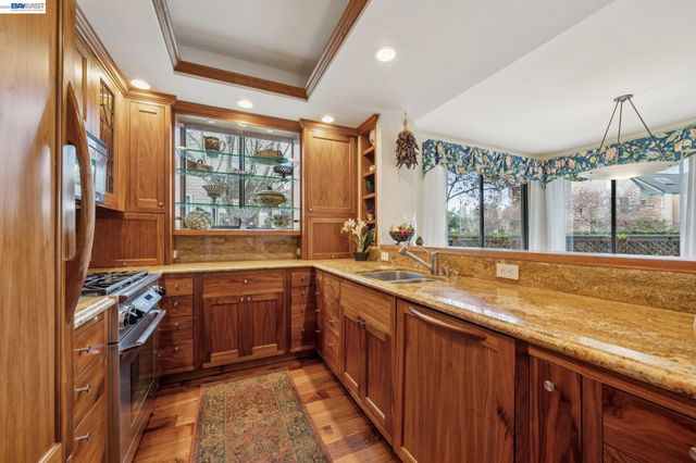 9 REGULUS COURT, Alameda, CA 94501