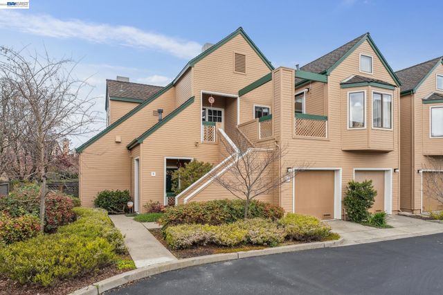 9 REGULUS COURT, Alameda, CA 94501