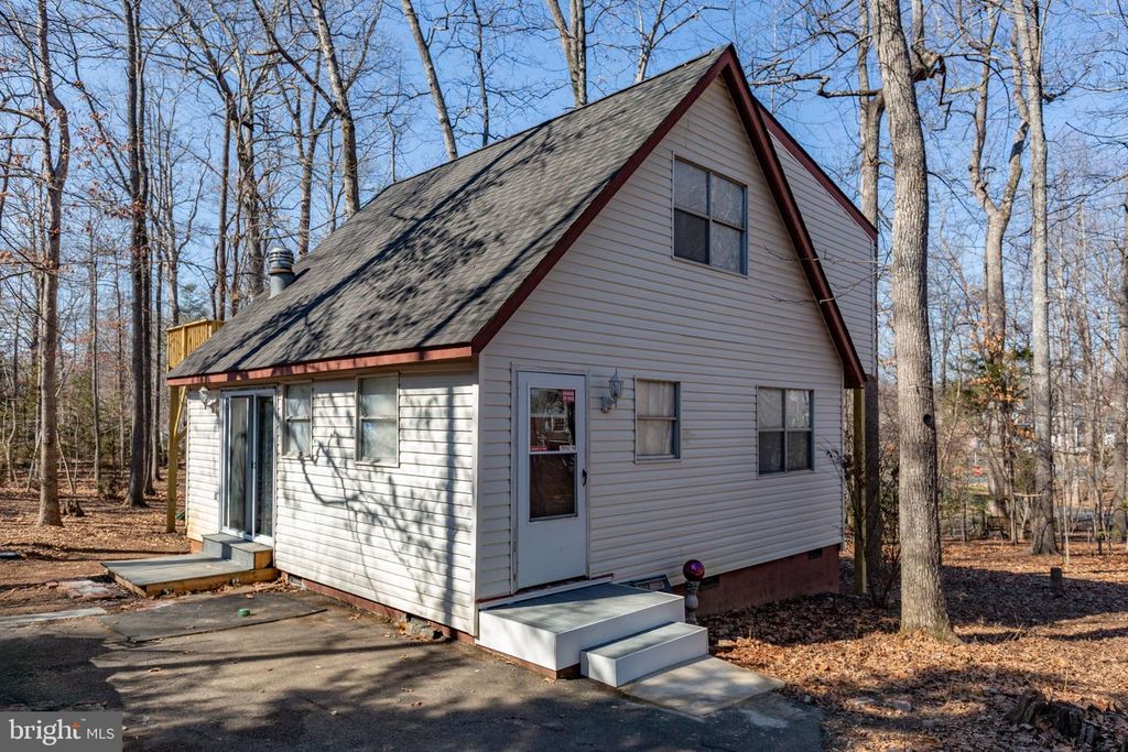 104 MONTICELLO CIR, Locust Grove, VA 22508