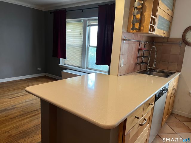 132 Summer Street 1D, Stamford, CT 06905