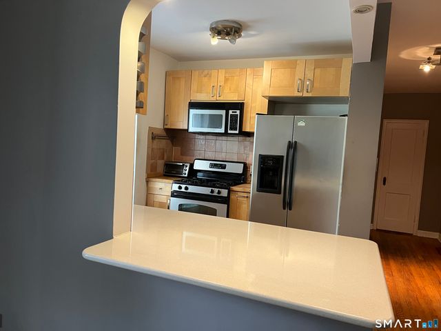 132 Summer Street 1D, Stamford, CT 06905