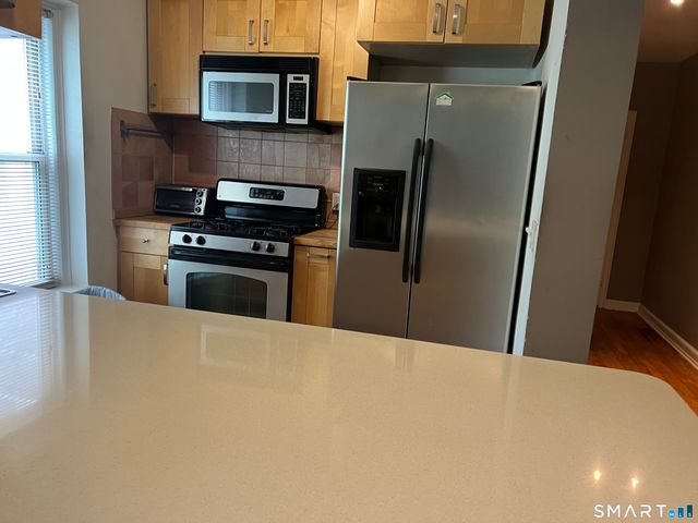 132 Summer Street 1D, Stamford, CT 06905