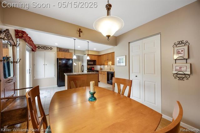 410 N Batchewana Street, Clawson, MI 48017