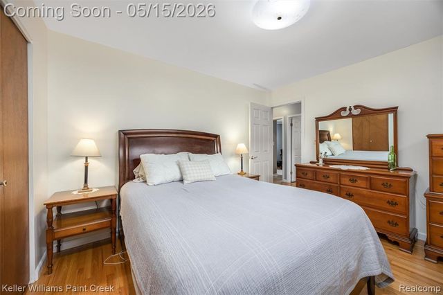 410 N Batchewana Street, Clawson, MI 48017