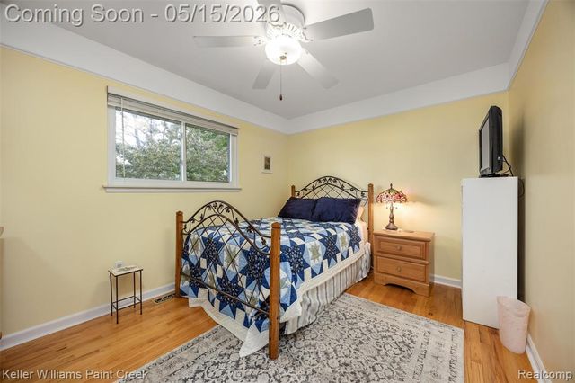 410 N Batchewana Street, Clawson, MI 48017
