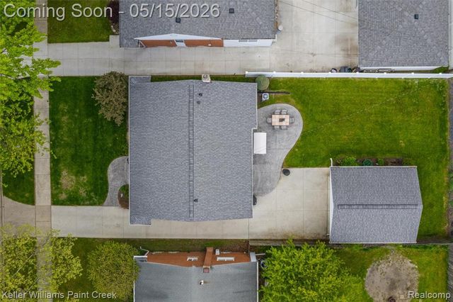 410 N Batchewana Street, Clawson, MI 48017