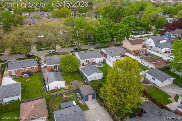 410 N Batchewana Street, Clawson, MI 48017