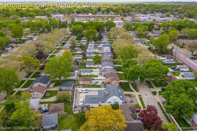410 N Batchewana Street, Clawson, MI 48017