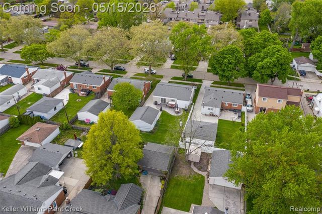 410 N Batchewana Street, Clawson, MI 48017