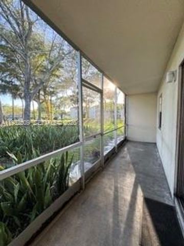 200 SW 132nd Way 104L, Pembroke Pines, FL 33027