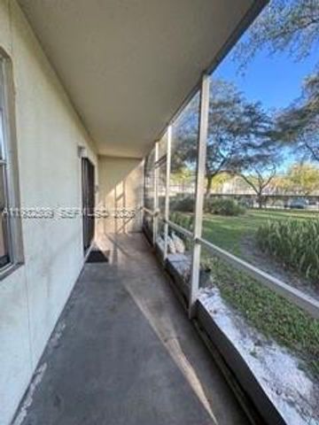 200 SW 132nd Way 104L, Pembroke Pines, FL 33027