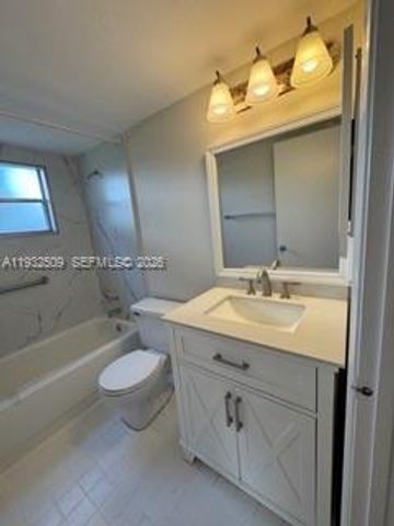 200 SW 132nd Way 104L, Pembroke Pines, FL 33027