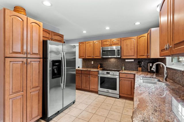 1568 Tonopah Drive, Cincinnati, OH 45255