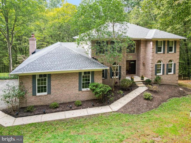 2736 PAPER MILL RD, Phoenix, MD 21131