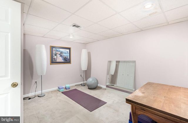 2736 PAPER MILL RD, Phoenix, MD 21131