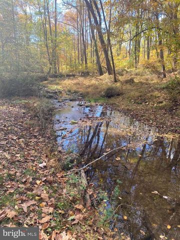 2736 PAPER MILL RD, Phoenix, MD 21131