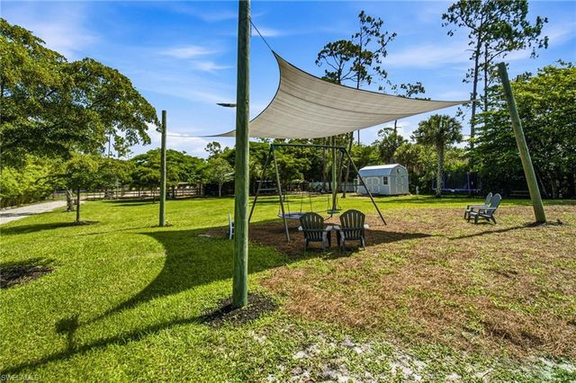 5737 Hidden Oaks LN, Naples, FL 34119