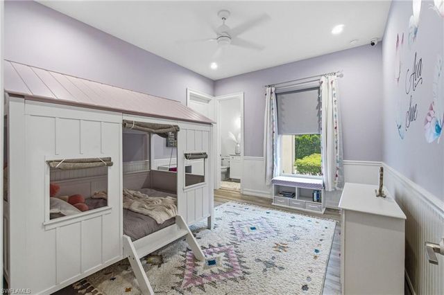 5737 Hidden Oaks LN, Naples, FL 34119