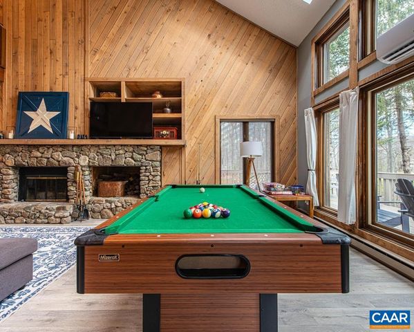 274 LAUREL SPRINGS DR, Wintergreen, VA 22967