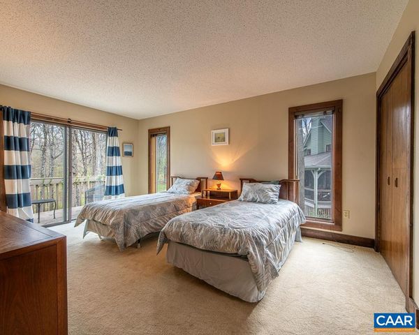274 LAUREL SPRINGS DR, Wintergreen, VA 22967