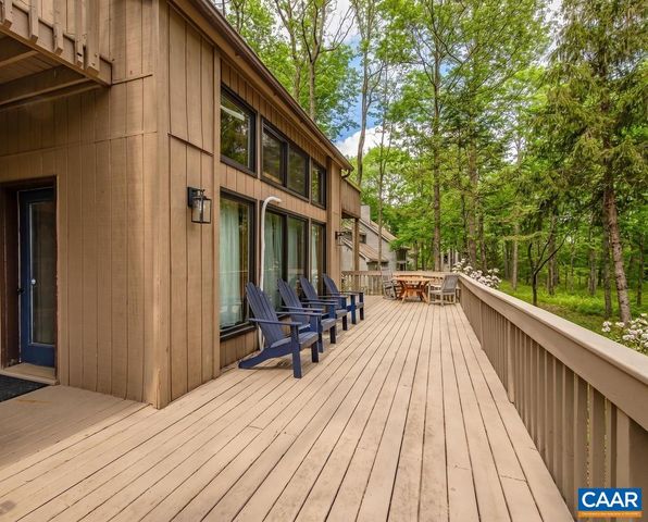 274 LAUREL SPRINGS DR, Wintergreen, VA 22967