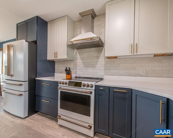 274 LAUREL SPRINGS DR, Wintergreen, VA 22967