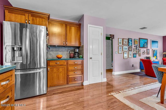334 E Cape May Avenue, Ocean Gate, NJ 08740