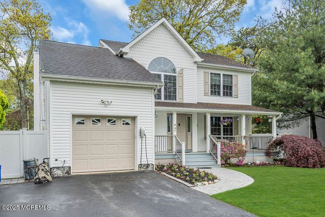 334 E Cape May Avenue, Ocean Gate, NJ 08740