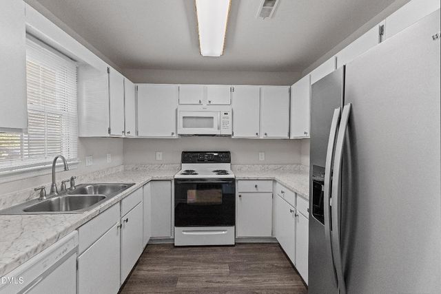 1900 Township Circle, Raleigh, NC 27609