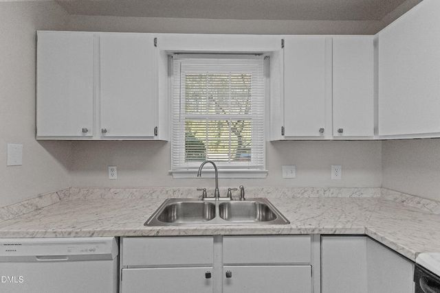 1900 Township Circle, Raleigh, NC 27609