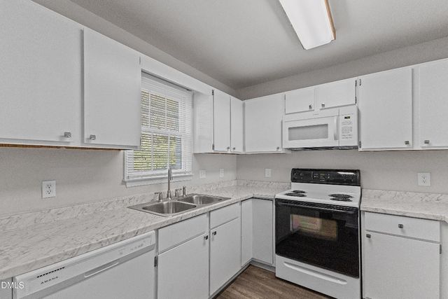 1900 Township Circle, Raleigh, NC 27609