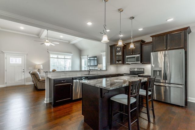 8372 Skybrook Drive, Ooltewah, TN 37363