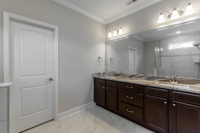 8372 Skybrook Drive, Ooltewah, TN 37363