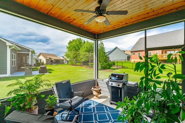 8372 Skybrook Drive, Ooltewah, TN 37363