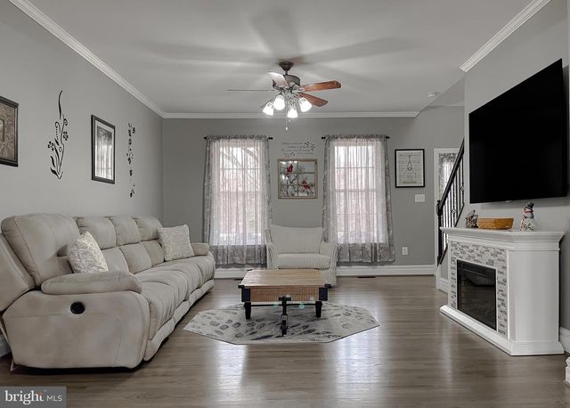 400 ADELINA RD, Prince Frederick, MD 20678