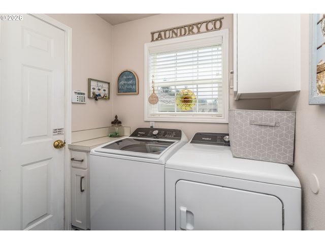 11801 Se SUNNY Way, Happy Valley, OR 97086