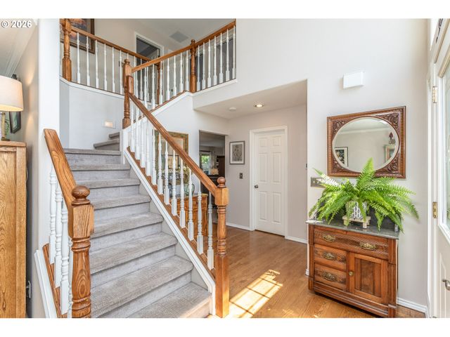 11801 Se SUNNY Way, Happy Valley, OR 97086