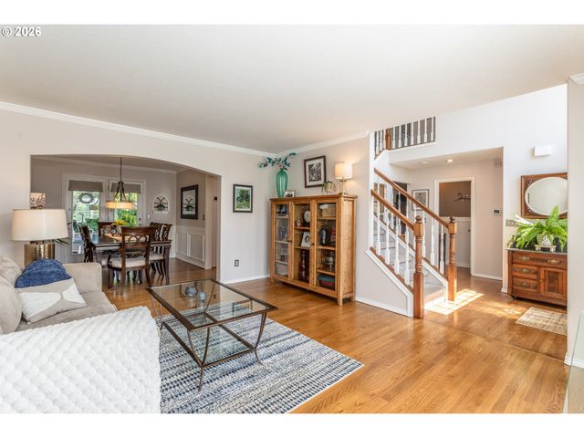 11801 Se SUNNY Way, Happy Valley, OR 97086