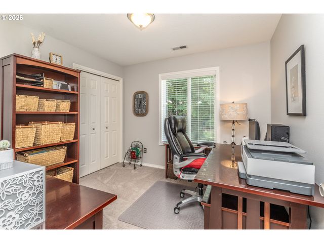 11801 Se SUNNY Way, Happy Valley, OR 97086