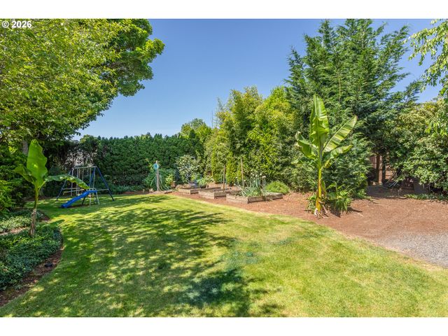 11801 Se SUNNY Way, Happy Valley, OR 97086
