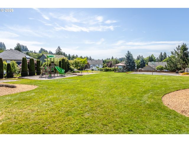 11801 Se SUNNY Way, Happy Valley, OR 97086