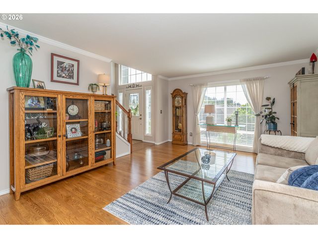 11801 Se SUNNY Way, Happy Valley, OR 97086