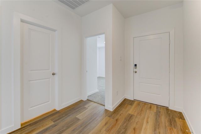 9027 Rose Water Trail, Iowa Colony, TX 77583