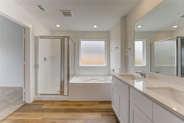 9027 Rose Water Trail, Iowa Colony, TX 77583