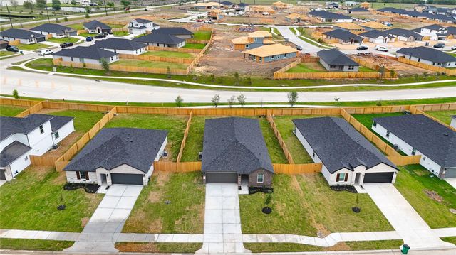 9027 Rose Water Trail, Iowa Colony, TX 77583